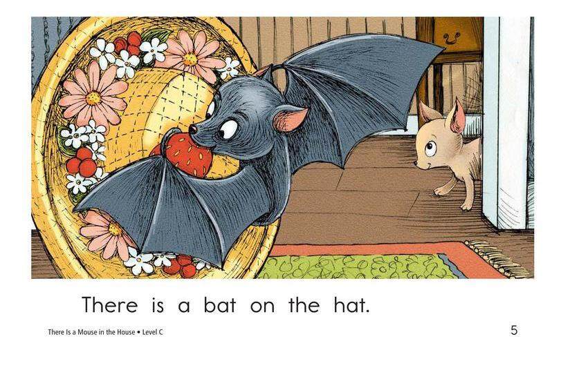There Is a Mouse in the House绘本故事第5页