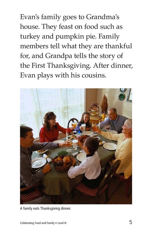 Celebrating Food and Family绘本故事第4页