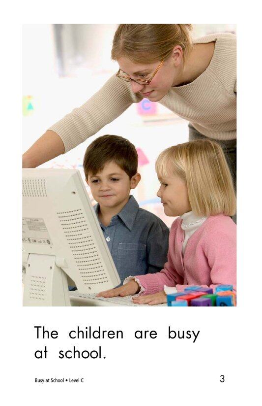 Busy At School绘本故事第3页