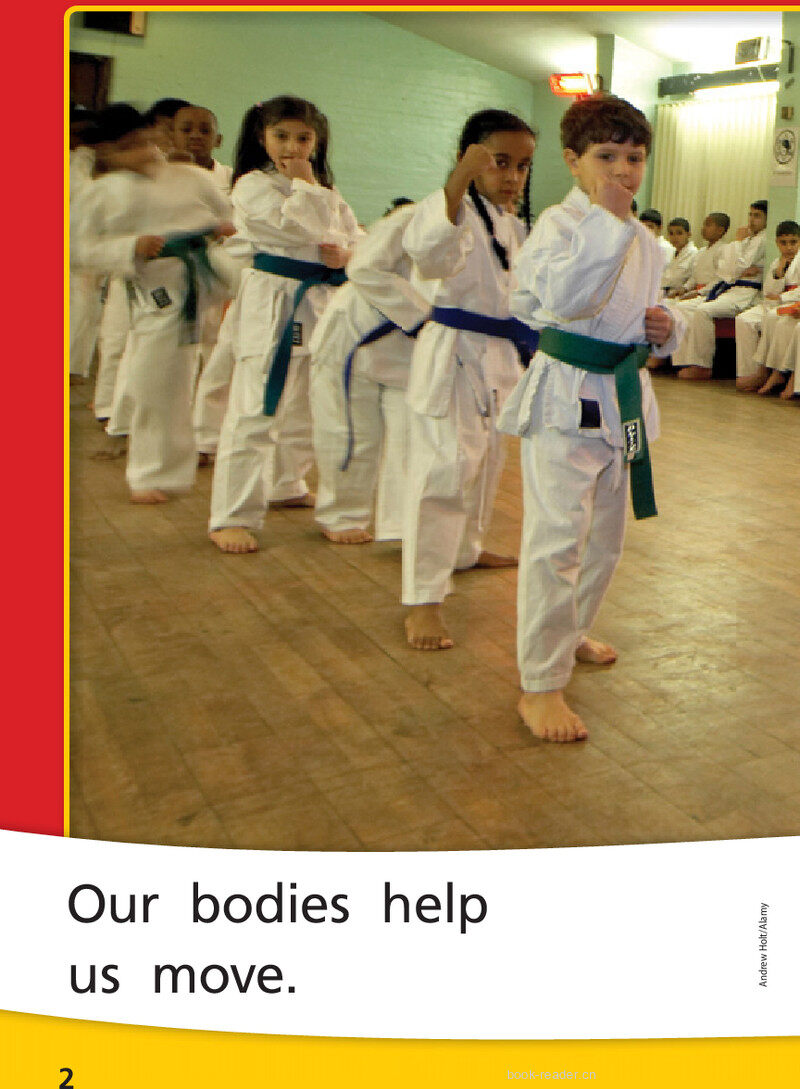 G1 App U1W5 We Can Move!绘本故事第4页