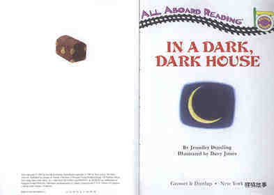 In a dark dark house绘本故事第3页