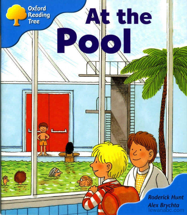 At the Pool绘本故事第2页