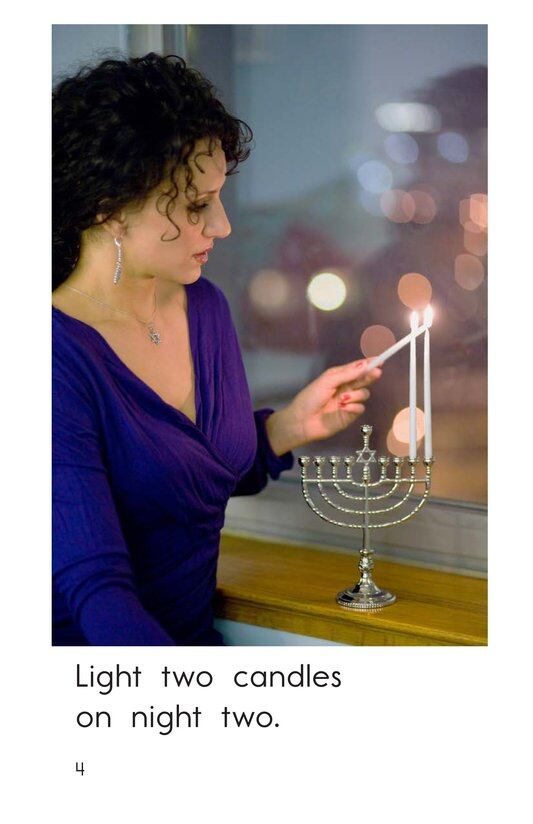 The Festival of Lights绘本故事第4页