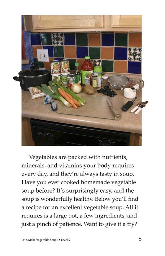 Let's Make Vegetable Soup绘本故事第4页