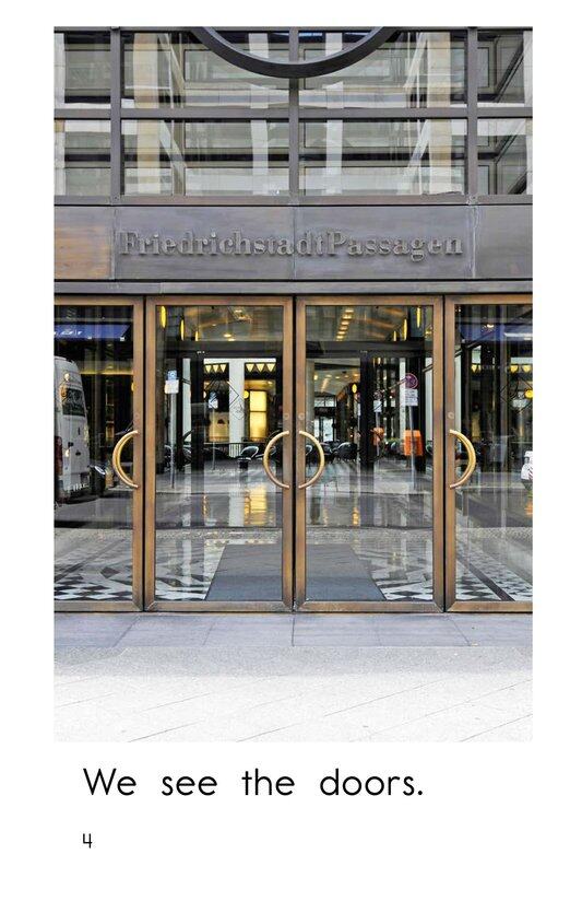 The Mall绘本故事第4页