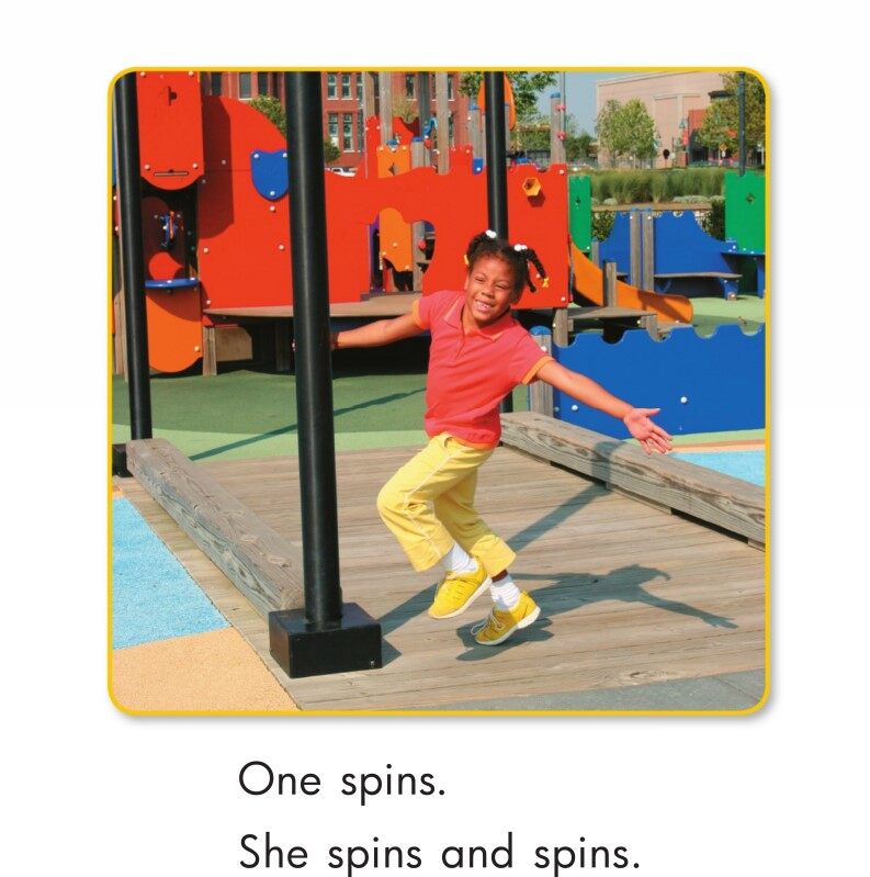 Five of Us!绘本故事第3页