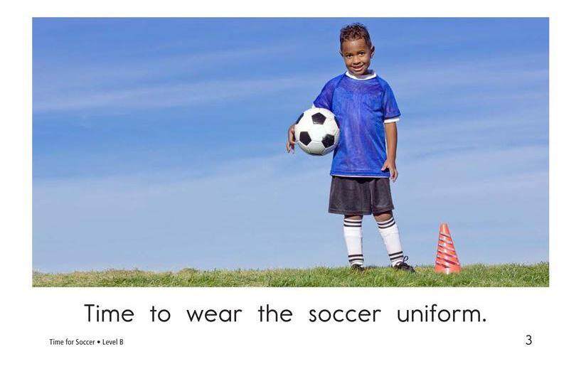 Time for Soccer绘本故事第3页