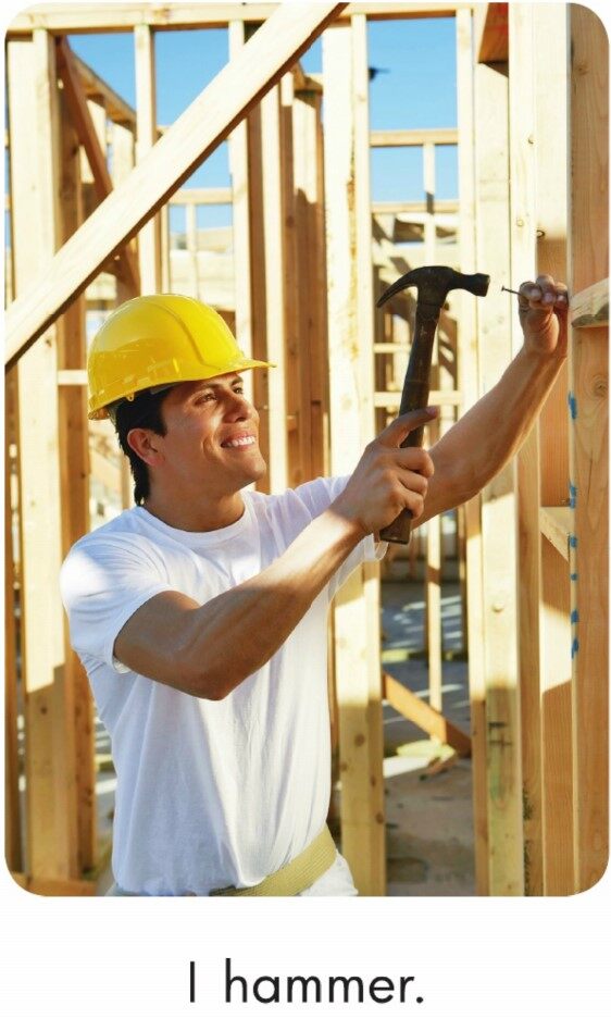 Who Builds a House?绘本故事第5页