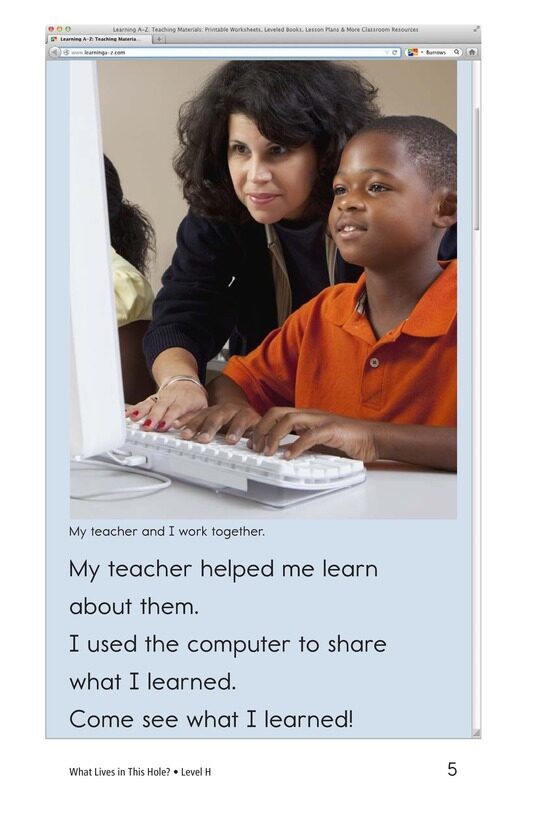 What Lives in This Hole绘本故事第4页