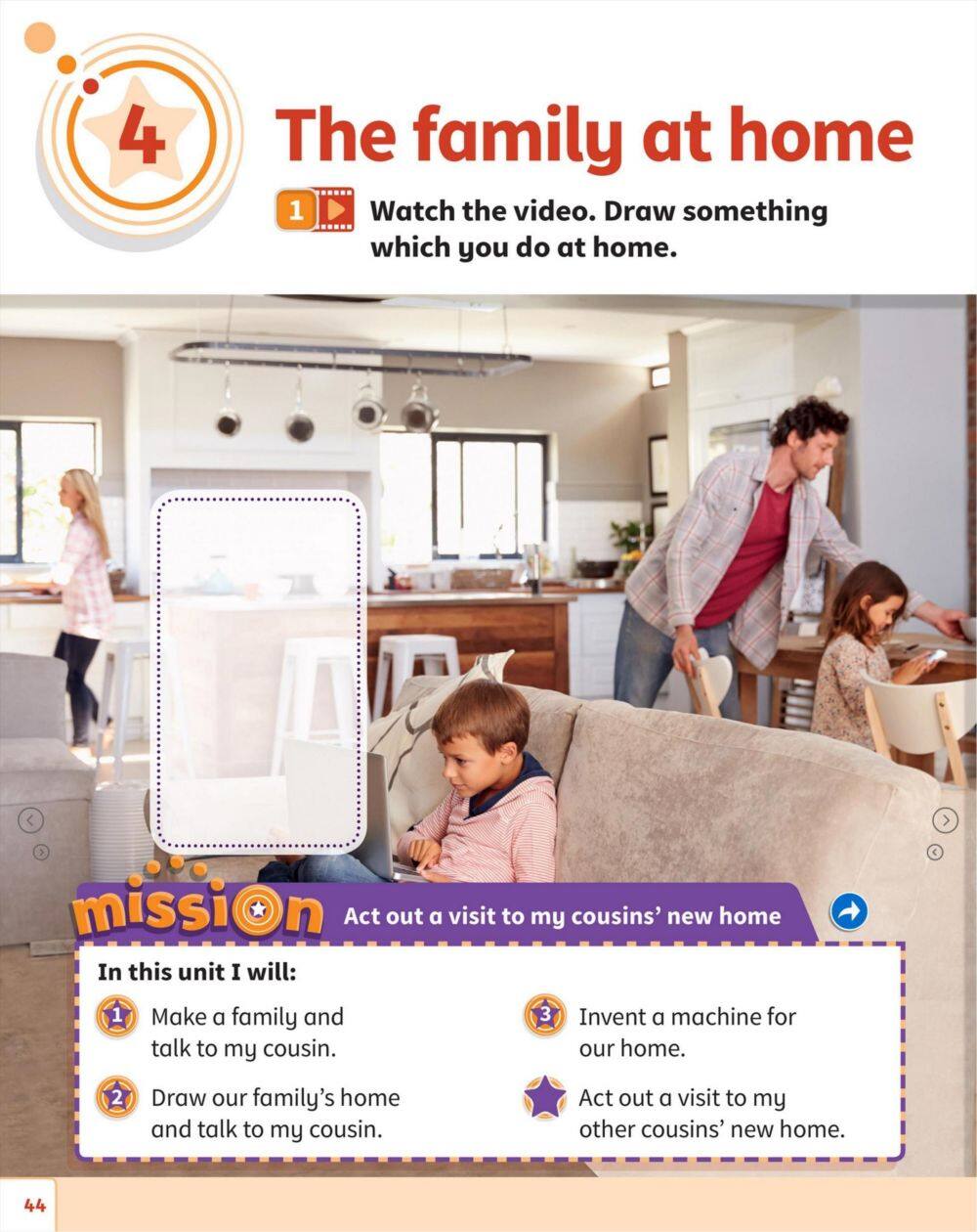 04 The family at home