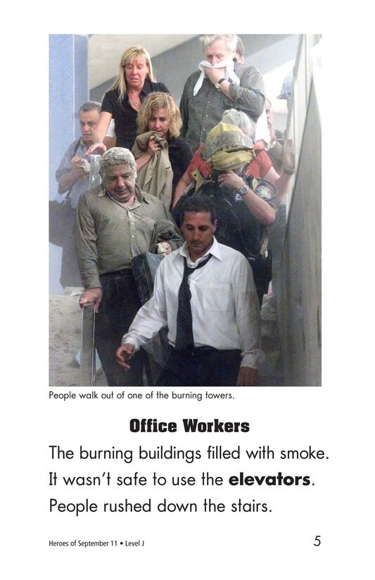 Heroes of September 11绘本故事第4页