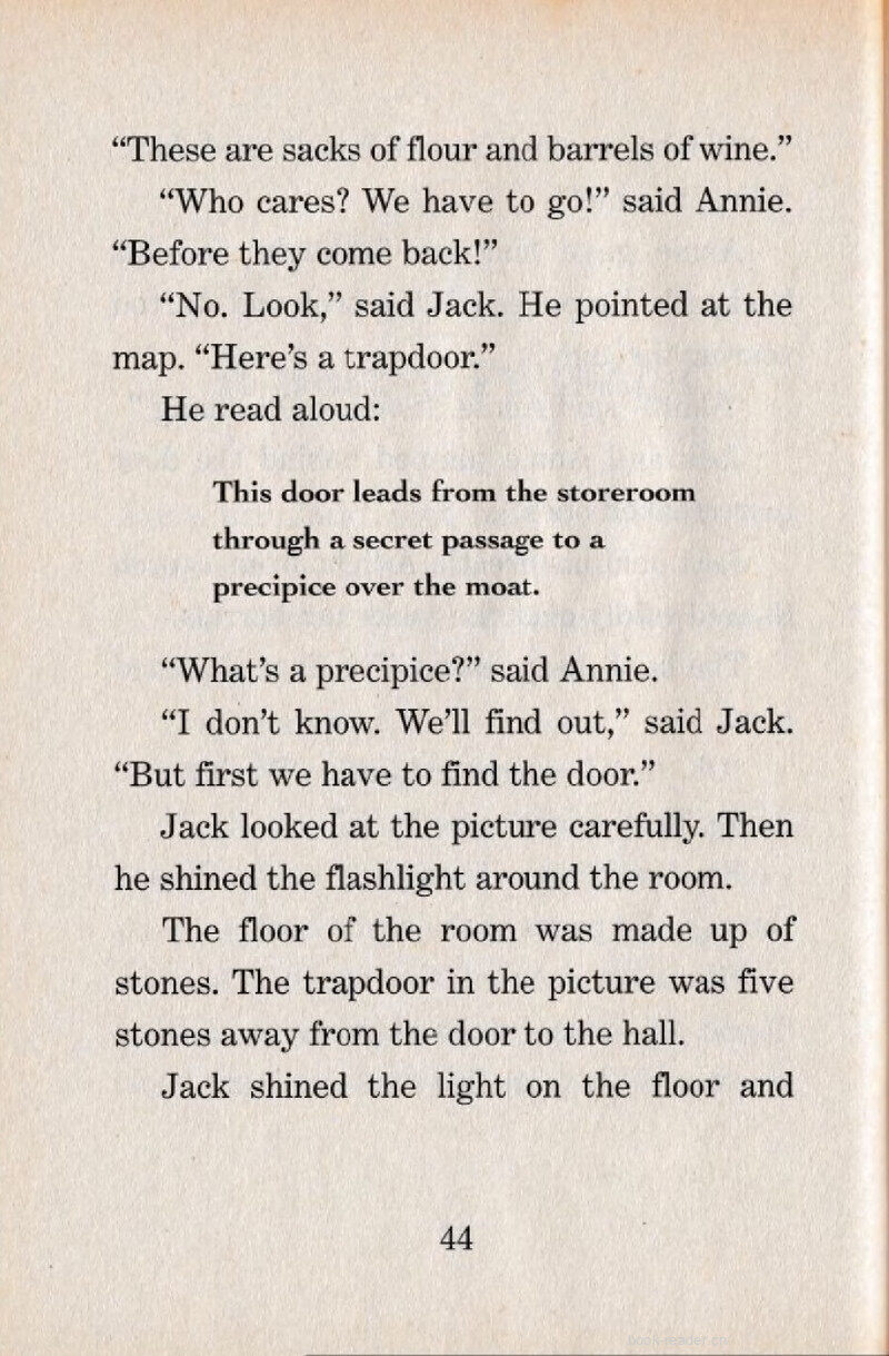 07 A Secret Passage绘本故事第4页