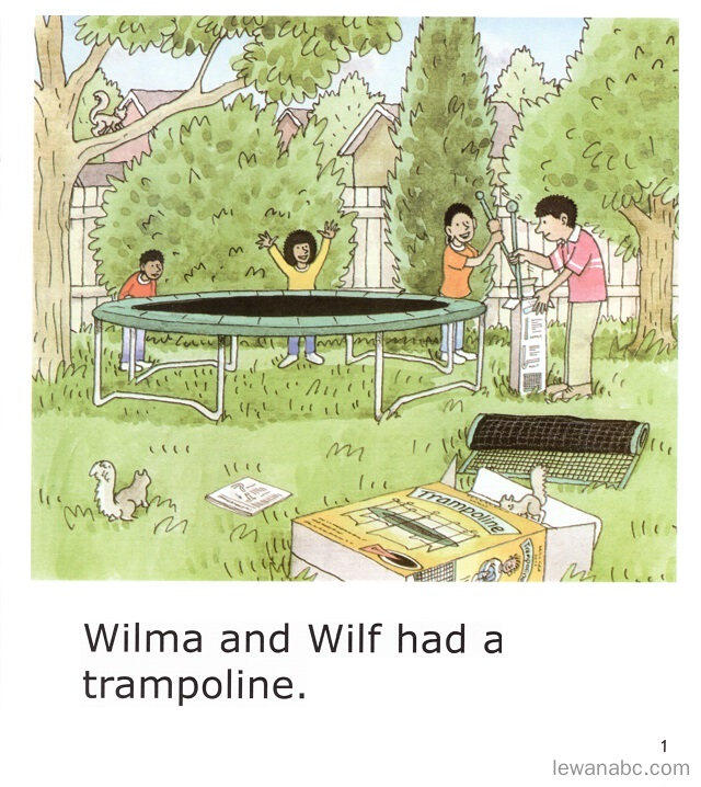 The Trampoline绘本故事第3页