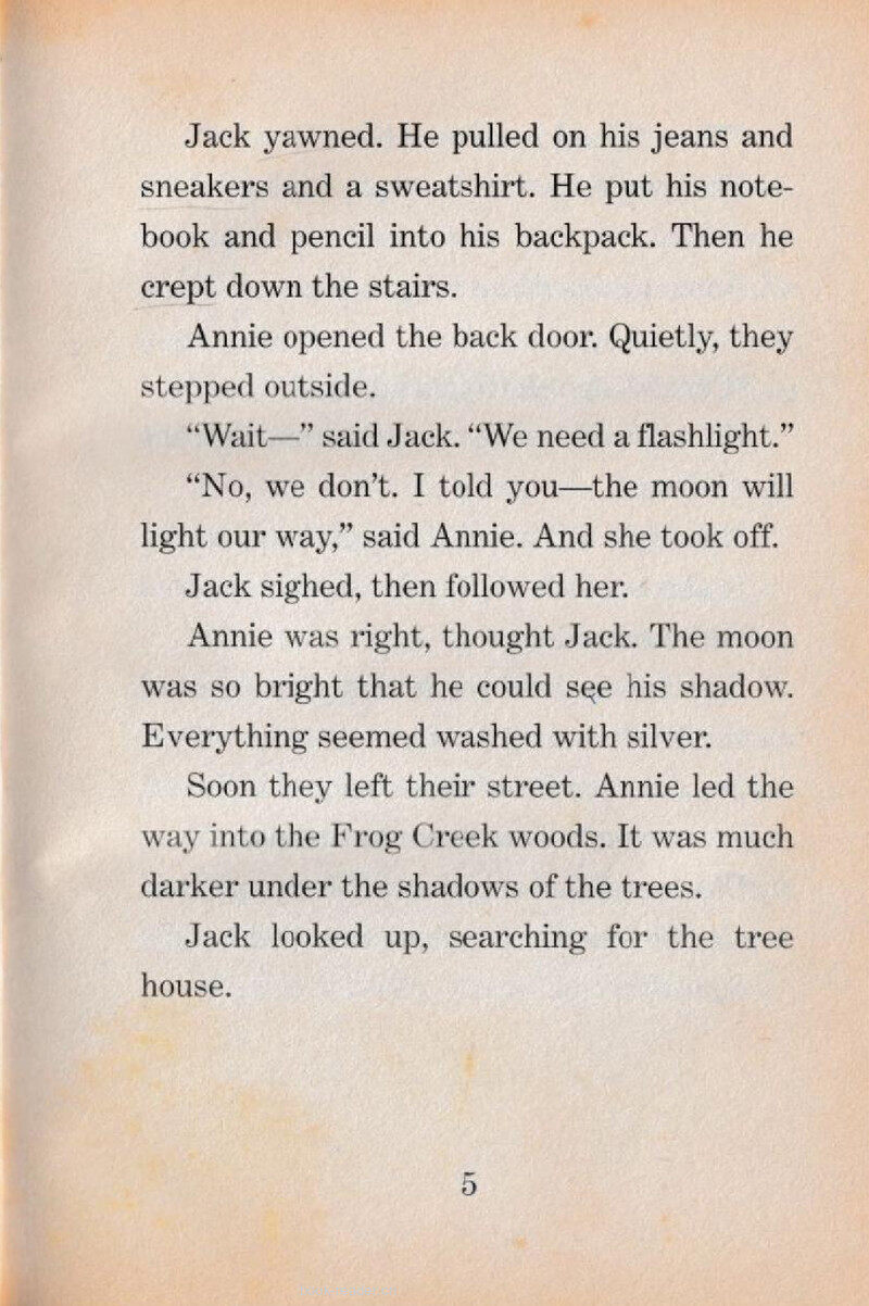 01 By Moonlight绘本故事第5页