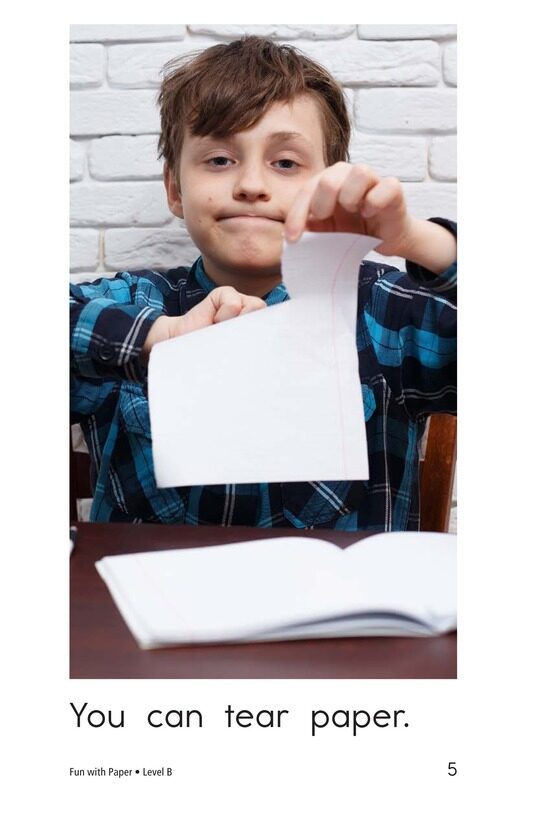 Fun with Paper绘本故事第5页