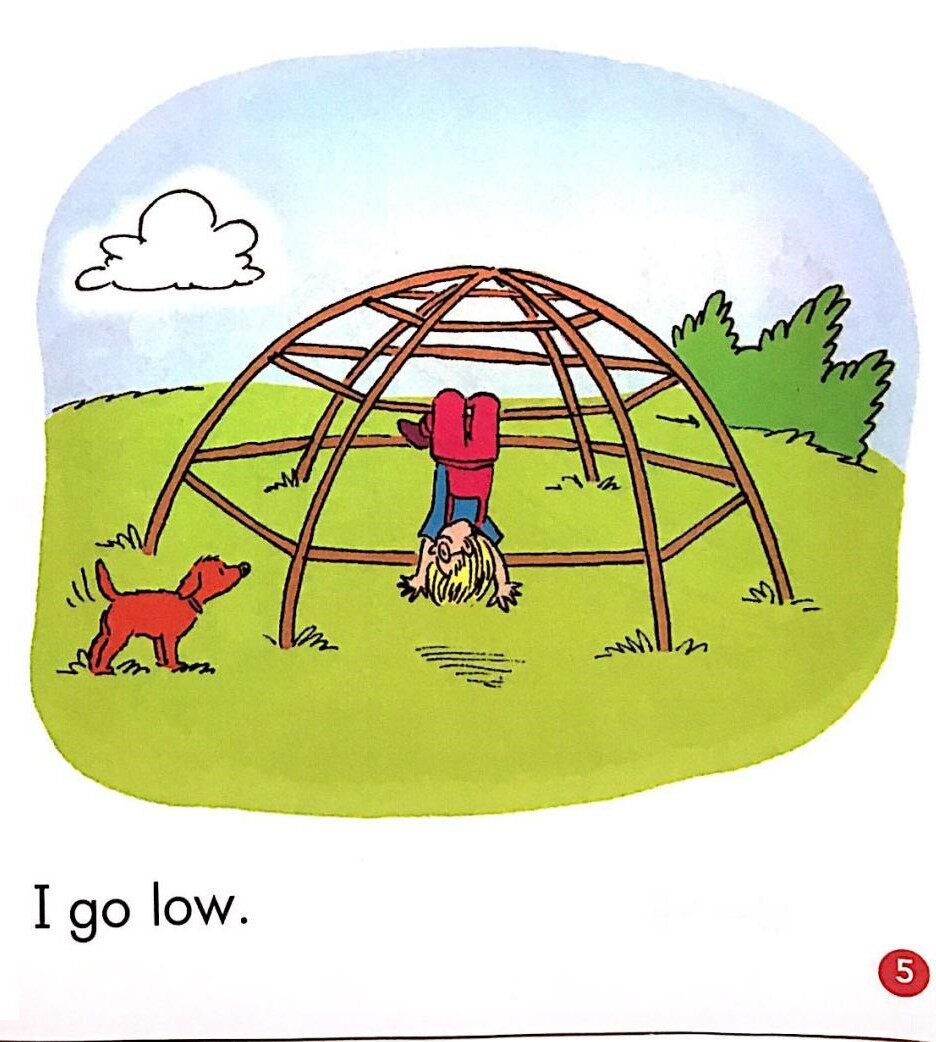 Fun at the playground绘本故事第5页