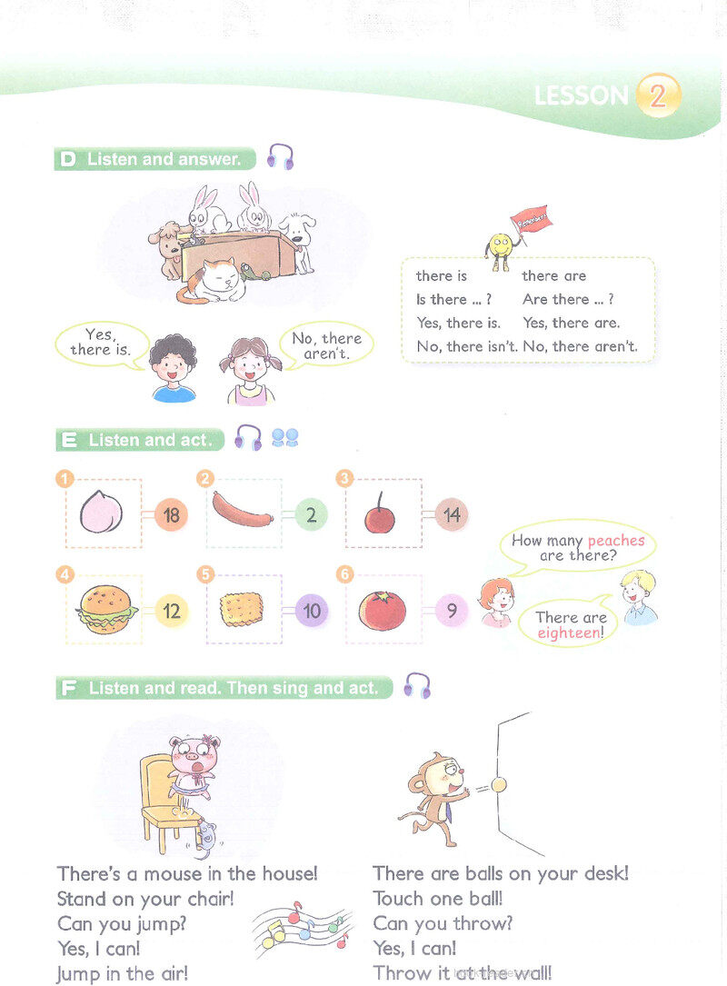 15 Let's play football!绘本故事第5页