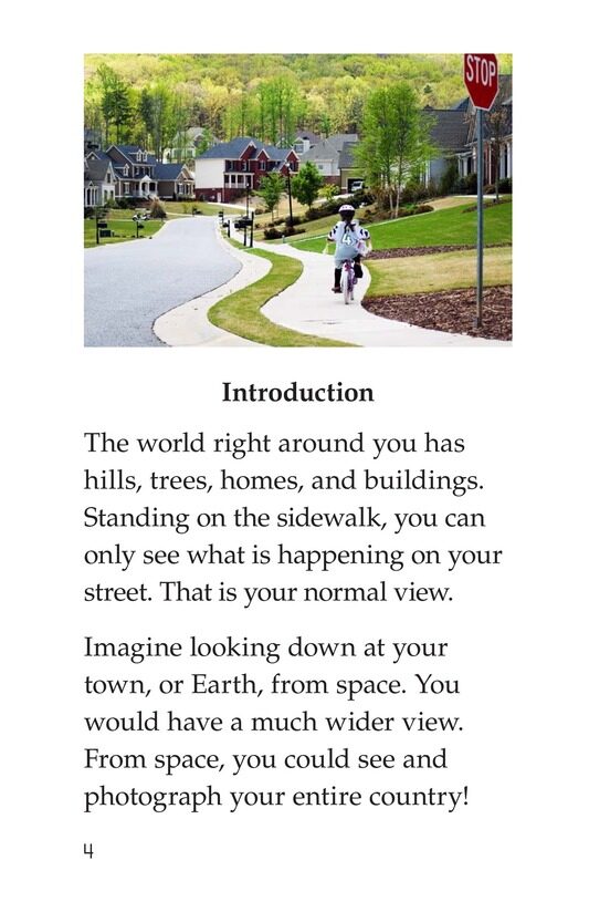 Watching Earth From Space绘本故事第3页