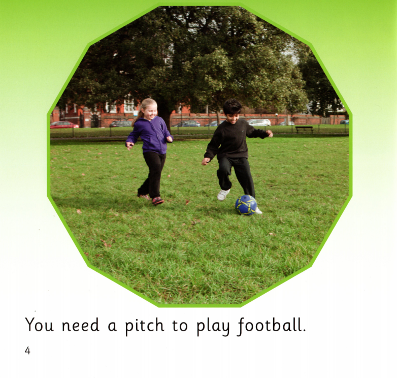 World of  Football绘本故事第4页