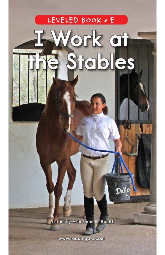 I Work at the Stables绘本故事第2页
