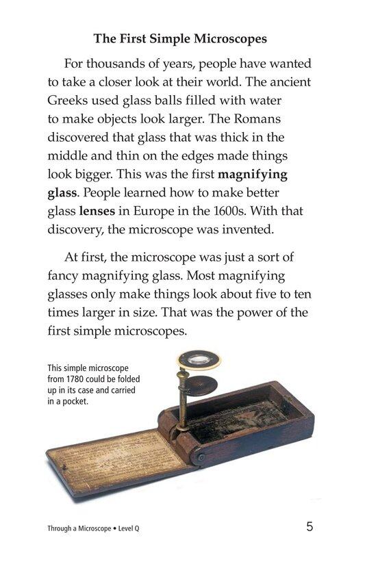 Through a Microscope绘本故事第4页