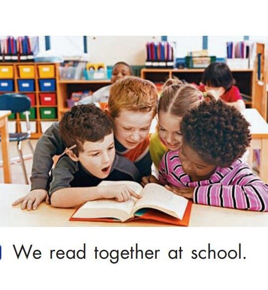 At school绘本故事第3页