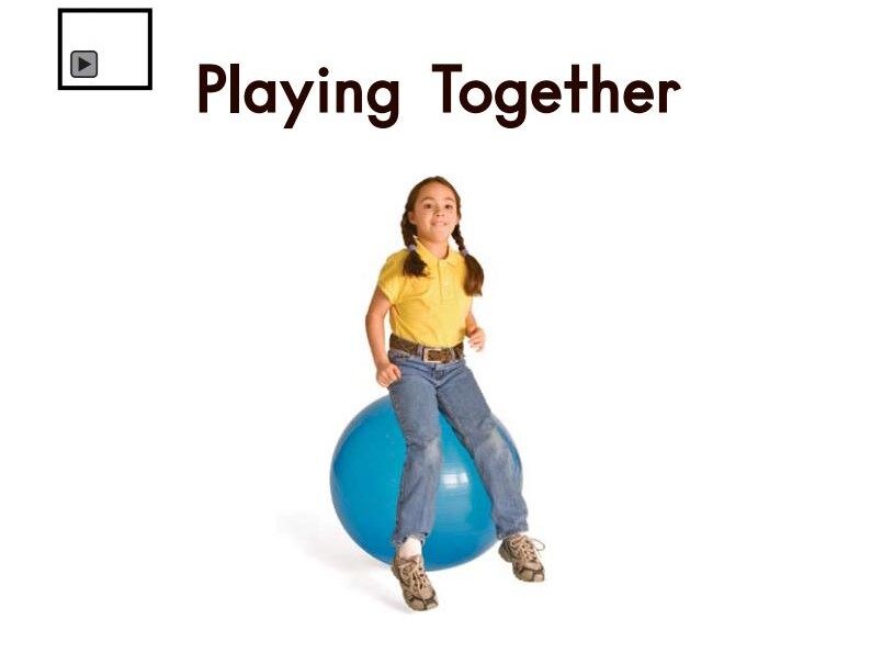 Playing together绘本故事第2页